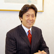 慶応会代表 山岸 顕司先生